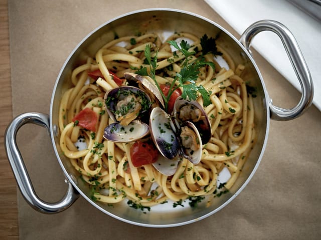 LINGUINE ALLE VONGOLE.