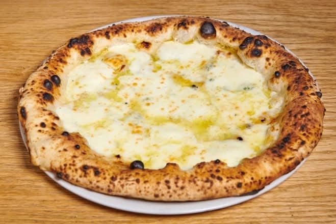 4 CHEESE.
